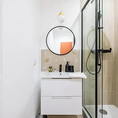 1 Chambre#tour Eiffel#champ De Mars#paris 7 Apartman