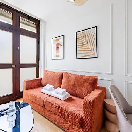 1 Chambre#tour Eiffel#champ De Mars#paris 7 Apartament